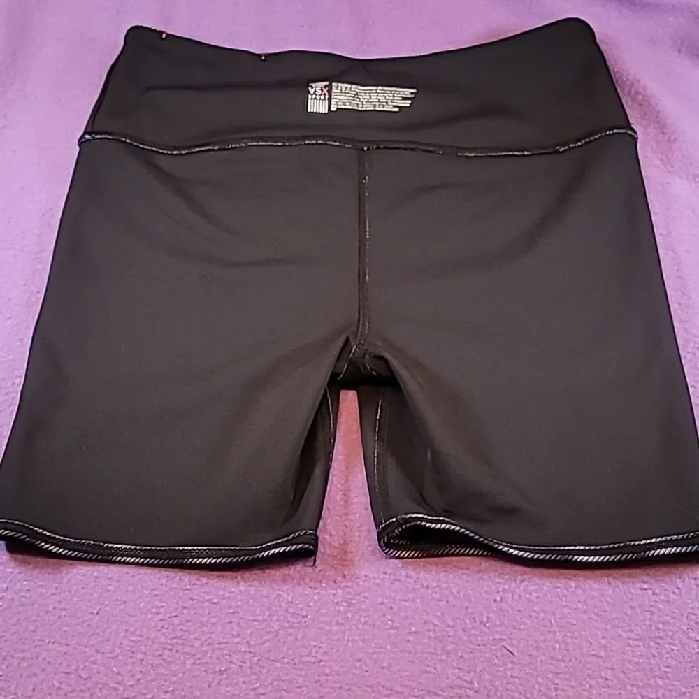 0714. EUC ~ Victoria's Secret ~ VSX ~ Sport ~ Yoga ~ Beach ~ Secret Pocket!